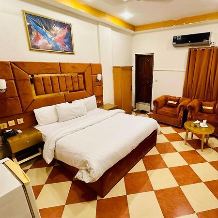 Fiesta Inn Hotel & Resorts Multán Kültér fotó
