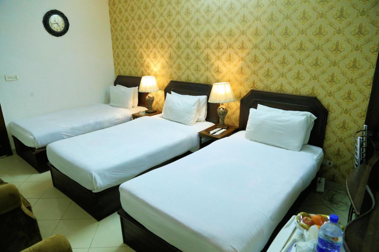 Fiesta Inn Hotel & Resorts Multán Kültér fotó