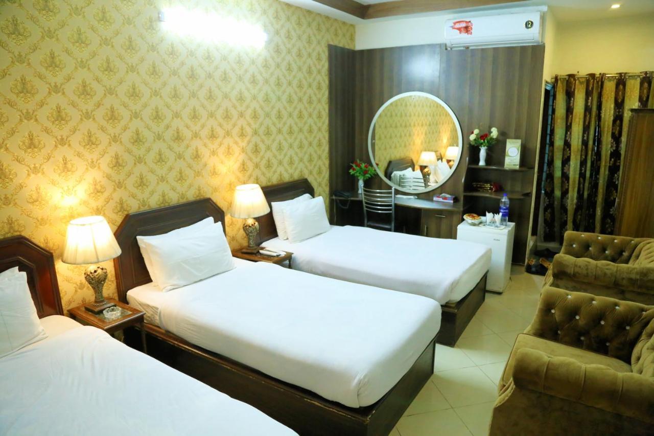 Fiesta Inn Hotel & Resorts Multán Kültér fotó