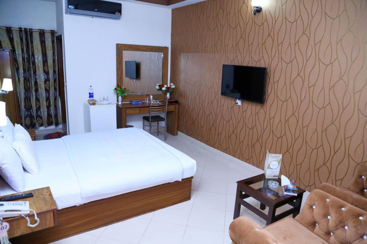 Fiesta Inn Hotel & Resorts Multán Kültér fotó