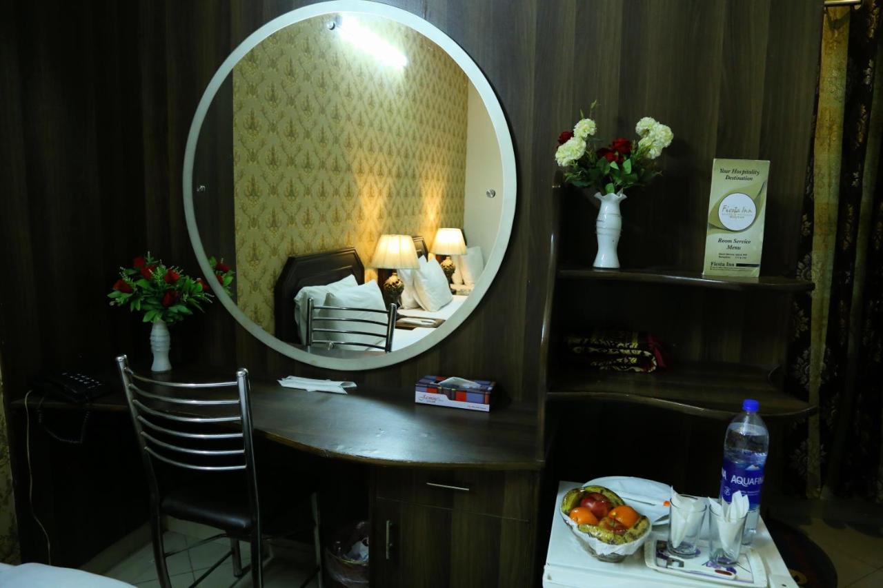 Fiesta Inn Hotel & Resorts Multán Kültér fotó