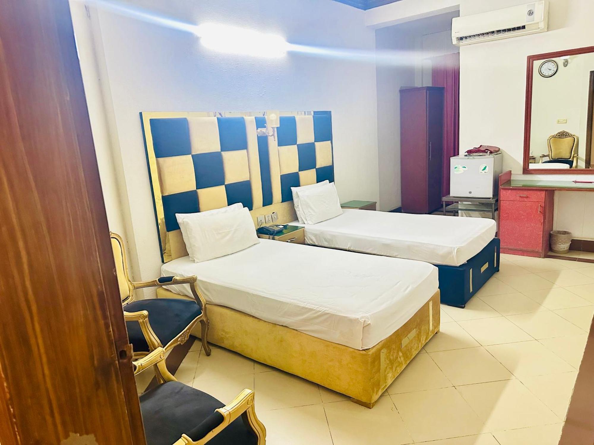 Fiesta Inn Hotel & Resorts Multán Kültér fotó