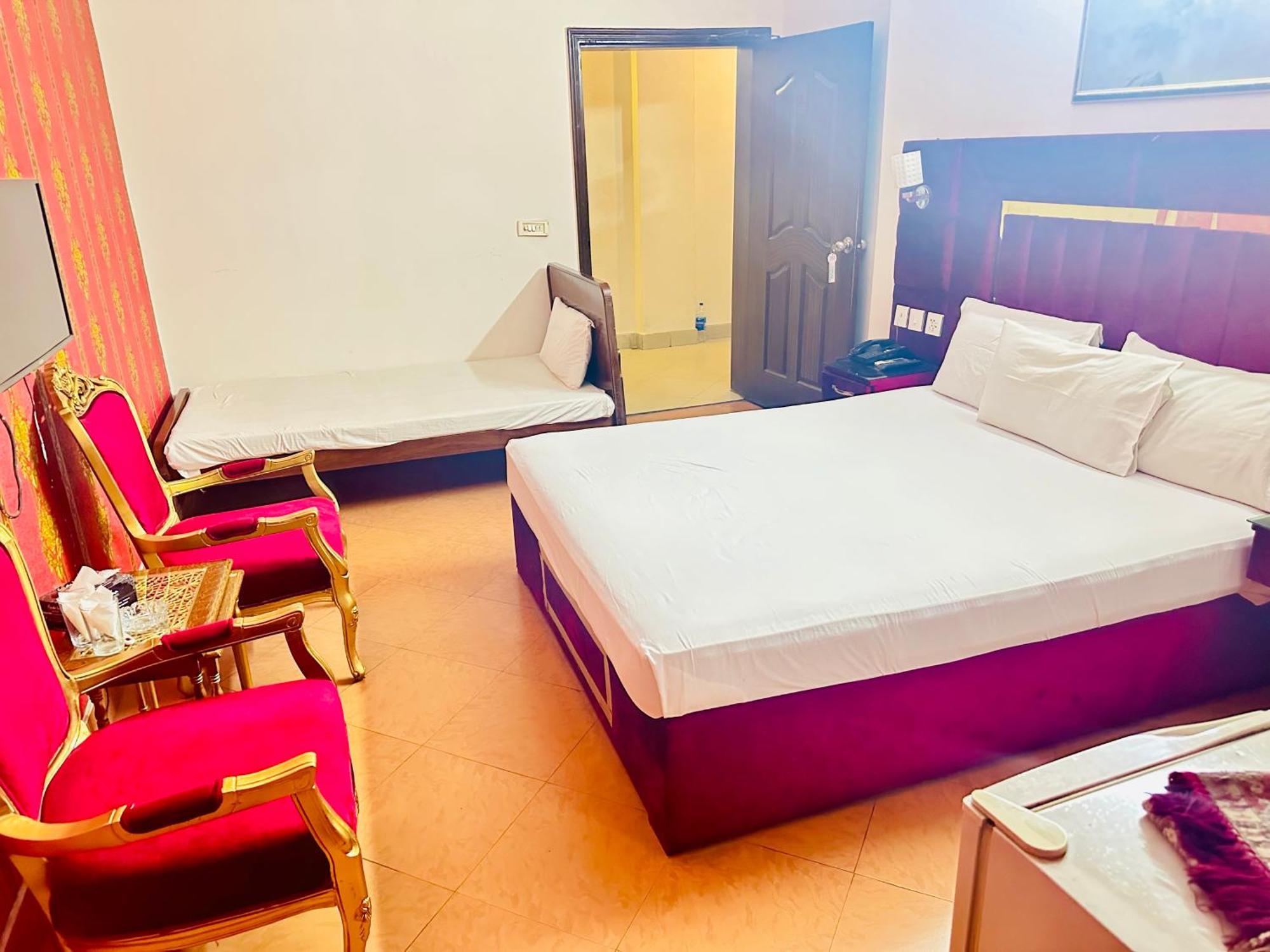 Fiesta Inn Hotel & Resorts Multán Kültér fotó