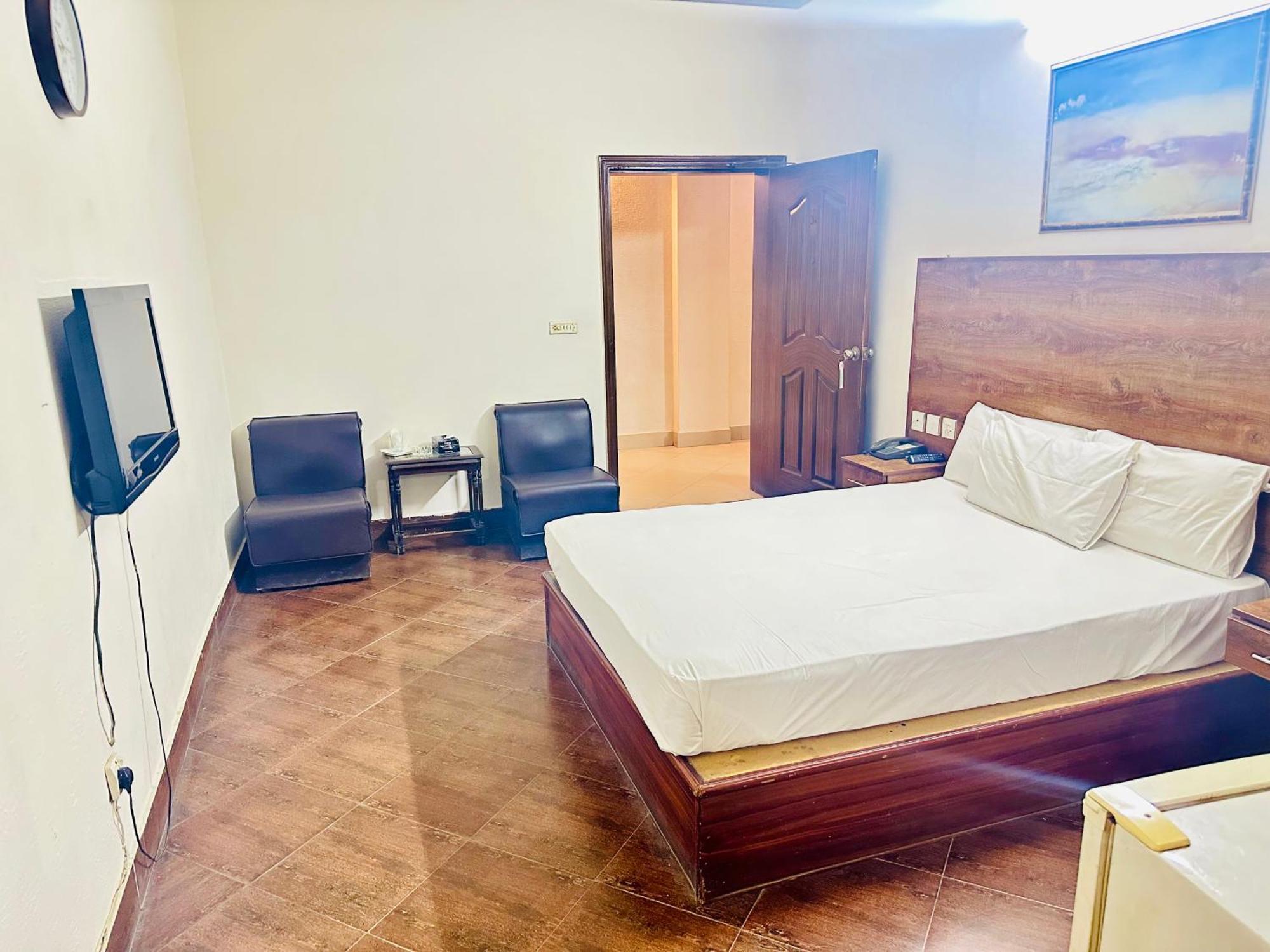 Fiesta Inn Hotel & Resorts Multán Kültér fotó