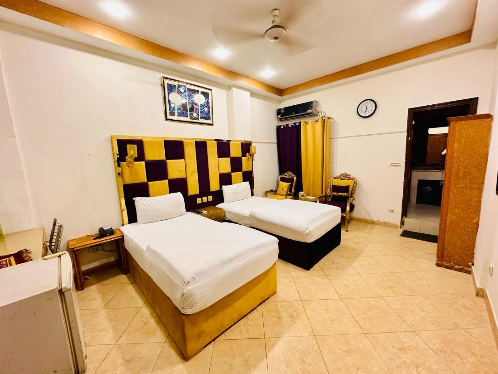 Fiesta Inn Hotel & Resorts Multán Kültér fotó
