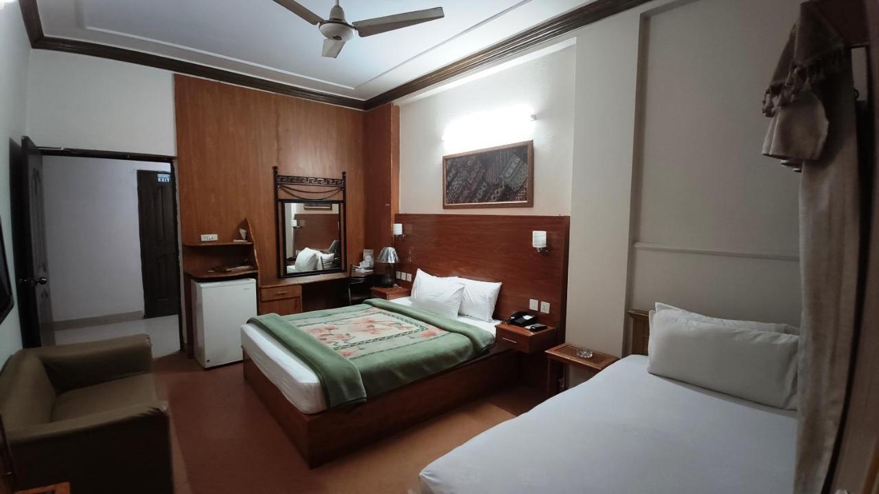 Fiesta Inn Hotel & Resorts Multán Kültér fotó